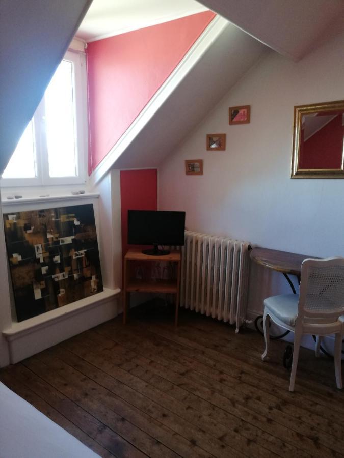 La Chambre D'Hote De Chris Cherbourg-en-Cotentin Exteriör bild